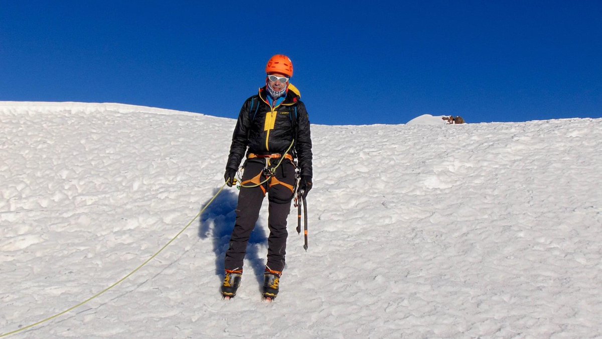 Rufllezz's tweet photo. Con mucho cariño y respeto, por que en esencia el recuerdo es un fuerte aliado de la vida.

Daniel y Kike en Huarapasca, Cordillera Blanca 2018. https://t.co/LKvim8iBAB