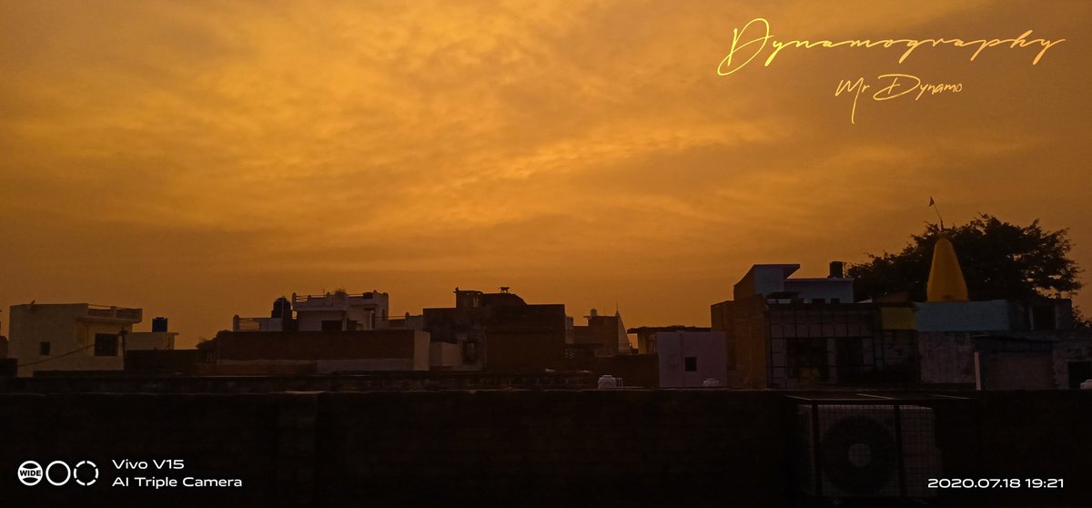 Dynamography's tweet photo. #DT03 — Only from ur own heart you can touch the sky... #MrDynamo #DynamoGraphy @Vivo_India @AudiPhotography @betterphoto https://t.co/2ViEbKVUj8