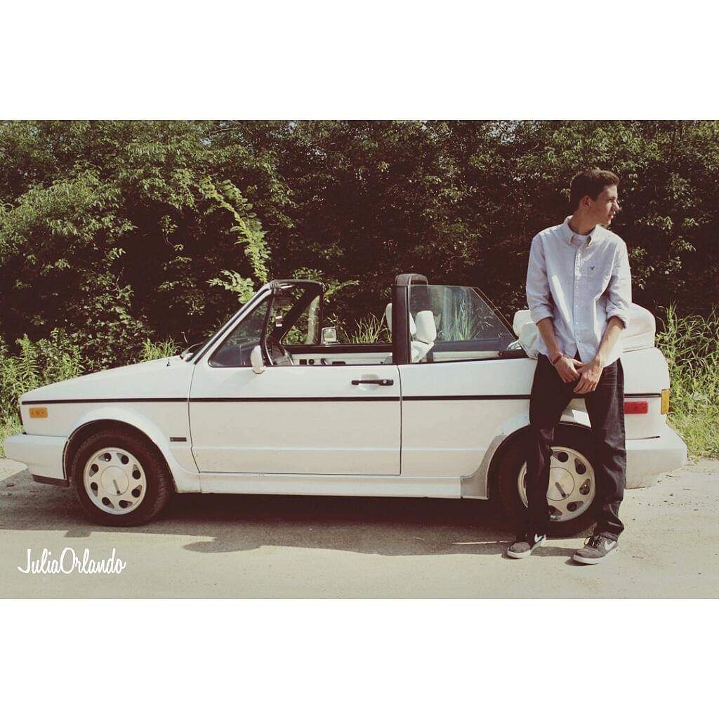 orlando_julia's tweet photo. I teared up when this popped up in my memories. 5 years ago I was crushin on a random boy from high school that drove way too fast &amp; ever sense then life just flew by. I hope the next 5 years include more aimless, topless drives. https://t.co/zpyOh4HhQW