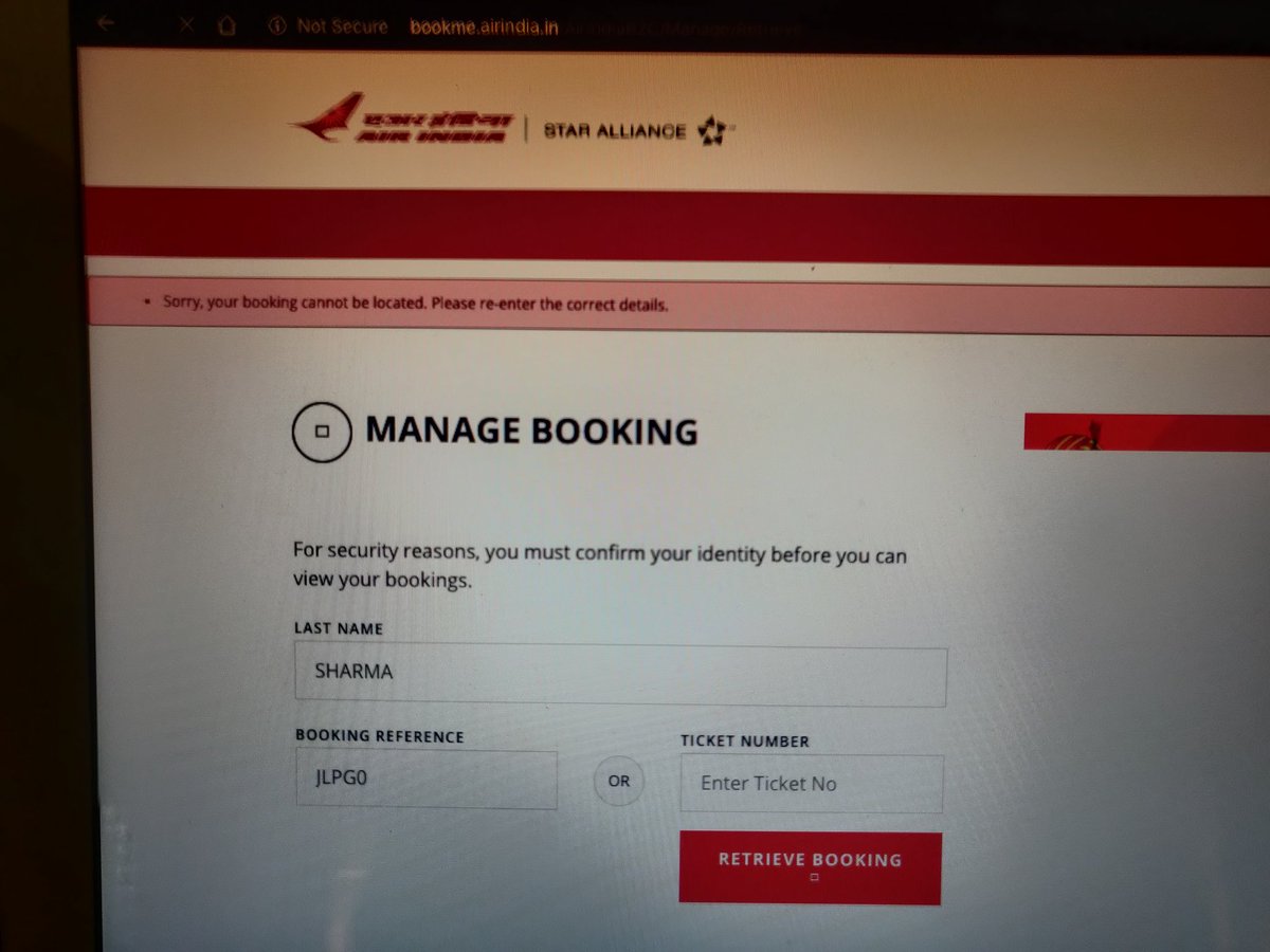 samraansh_'s tweet photo. @airindiain my confirmed PNR JLPG0 suddenly is invalid. Please help. https://t.co/jN9s3JZdkQ