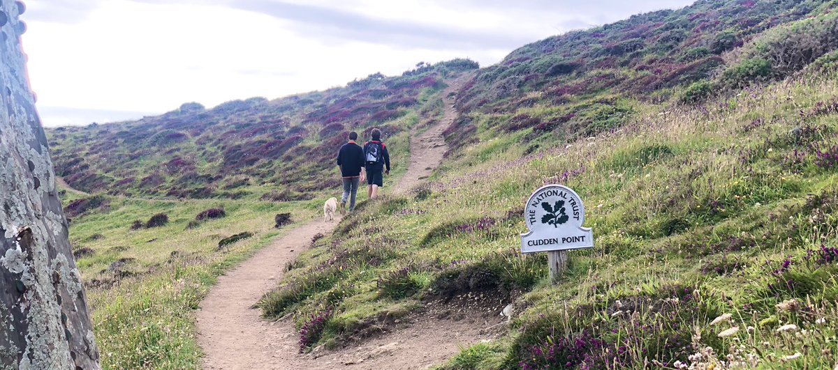 muz500's tweet photo. Dad & Lad #cuddenpoint #cornwall https://t.co/FdjkhwrnEr