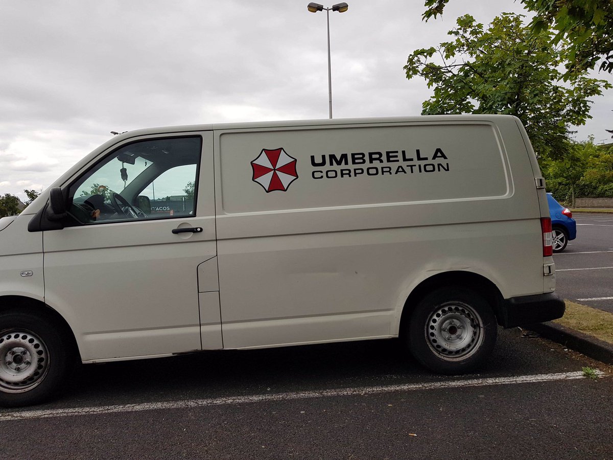Comme par hasard !
#COVID__19 
#ResidentEvil 
#Paranoia