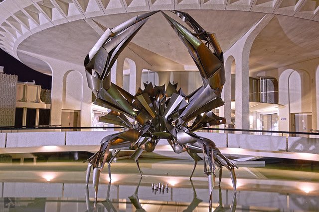 dan_lundquist's tweet photo. @ThorburnToronto @YouTube I’ve always been a fan of Vancouver’s steel crab.

Not quite as cool as a moving Franz Kafka head, but cool nonetheless. https://t.co/19v9SOHM6q