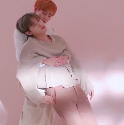 types of hugs: jookyun edition 