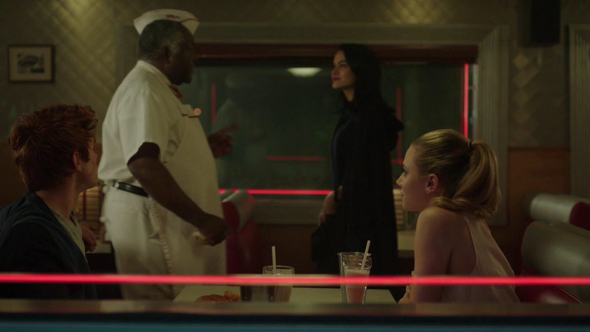 the first pops scene we get in 1x01 is the barchie scene where betty has strawberry and archie has vanilla, meaning that they’ve swapped signature milkshakes. this is pretty clearly bc they’re thinking of one another and the scene is about their relationship, +