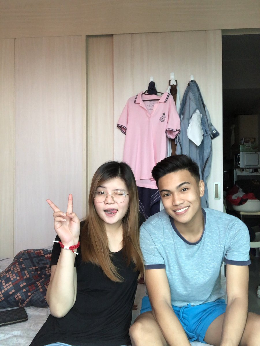 MikeGuiller_'s tweet photo. Bilis ng panahon, 2014 kita niligawan, daming pag subok problema etc. Pero andito paren tayo skrting together. HAHAHA pota payat mo nun ngayon namumutok kana. Labyu forever‼️ @XelaQuimson  ❤️🙈 https://t.co/ZMZUROl1S7