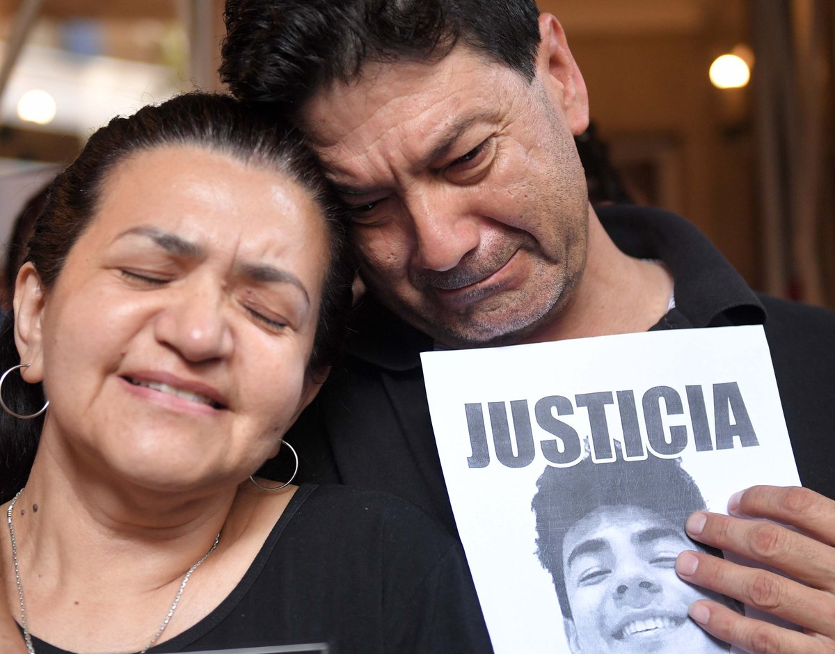 MatiBagnato's tweet photo. 6 meses.... 
Siempre junto a ustedes!
Fuerza Graciela y Silvino ❤😘
#justiciaporfernando https://t.co/oQ2ppXiBol