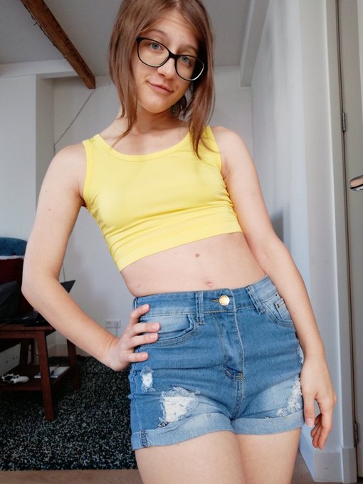 My OnlyFans is 50% off right now! Get in while you can ;3 // https://t.co/XeMjnwZ2do https://t.co/CJ<a href="/tag/newprofilepic"class="tags"><span>#newprofilepic</span></a>