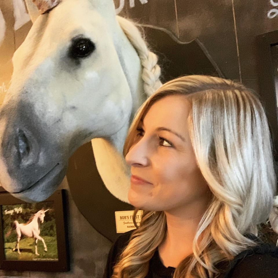 Mysty and Molly are thinking about how much we miss you all! We hope everyone has a great weekend! #UnicornLounge #Mysty #Oldtown