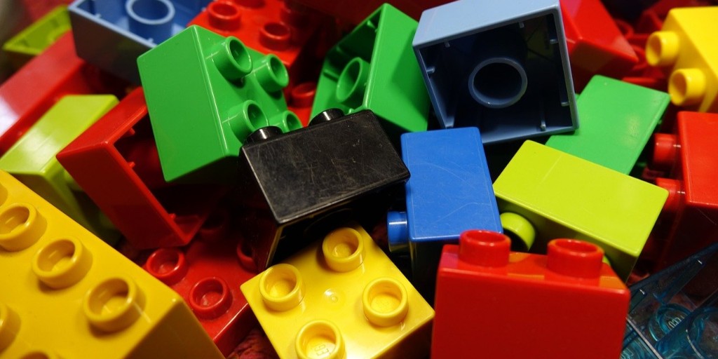 educationgovuk's tweet photo. Parents and carers, check out some home learning resources which are available from @LEGO_Education - including tips for creating your at home STEAM learning space👇
https://t.co/dGKllRfcfL https://t.co/nfwNeLjLql