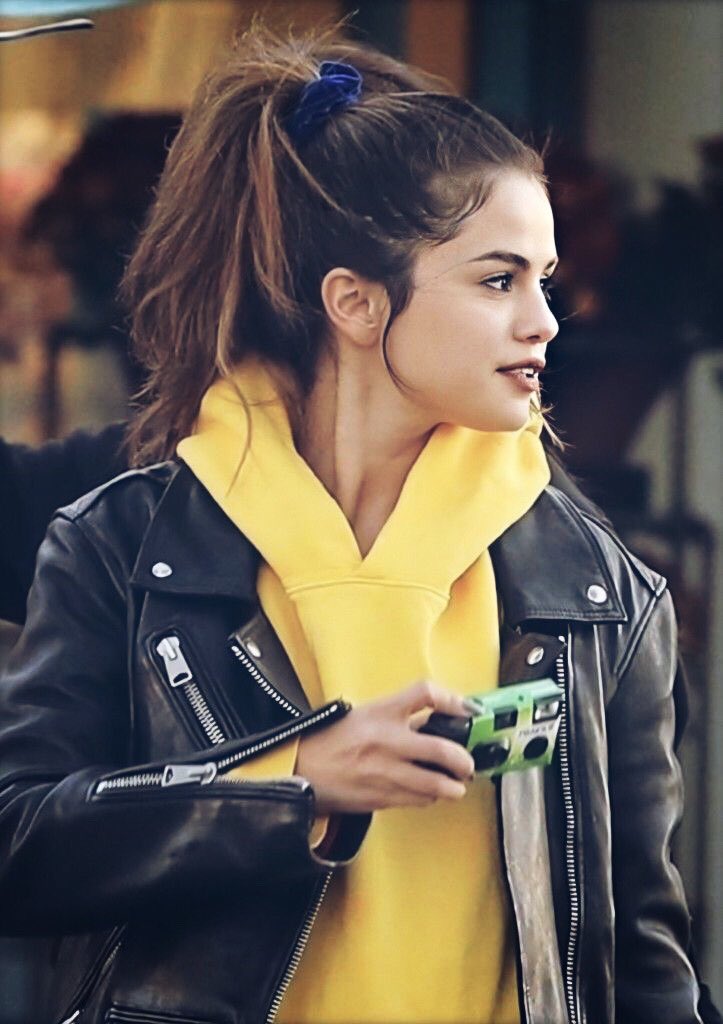 VoteStatsSel's tweet photo. 50 RTs + 50 Replies 
#MTVHottest Selena Gomez https://t.co/OV0z3mR6id