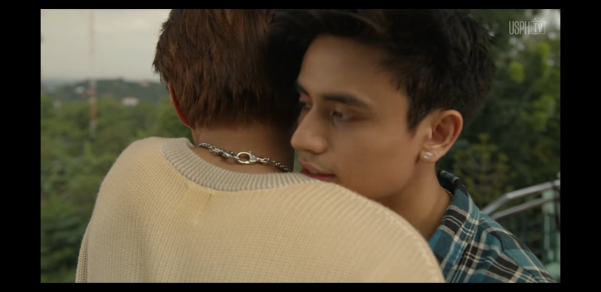 ManilaEDGER's tweet photo. ang bilis naman ng #InBetweenEp2 nakakabitin tuloy tsktsk **bakit kasi bumabalik pa ang mga EX ee kung kailan ok kana** ππ€ #InBetweenBLPH #InBetweenDati https://t.co/zPRlP0EAaG
