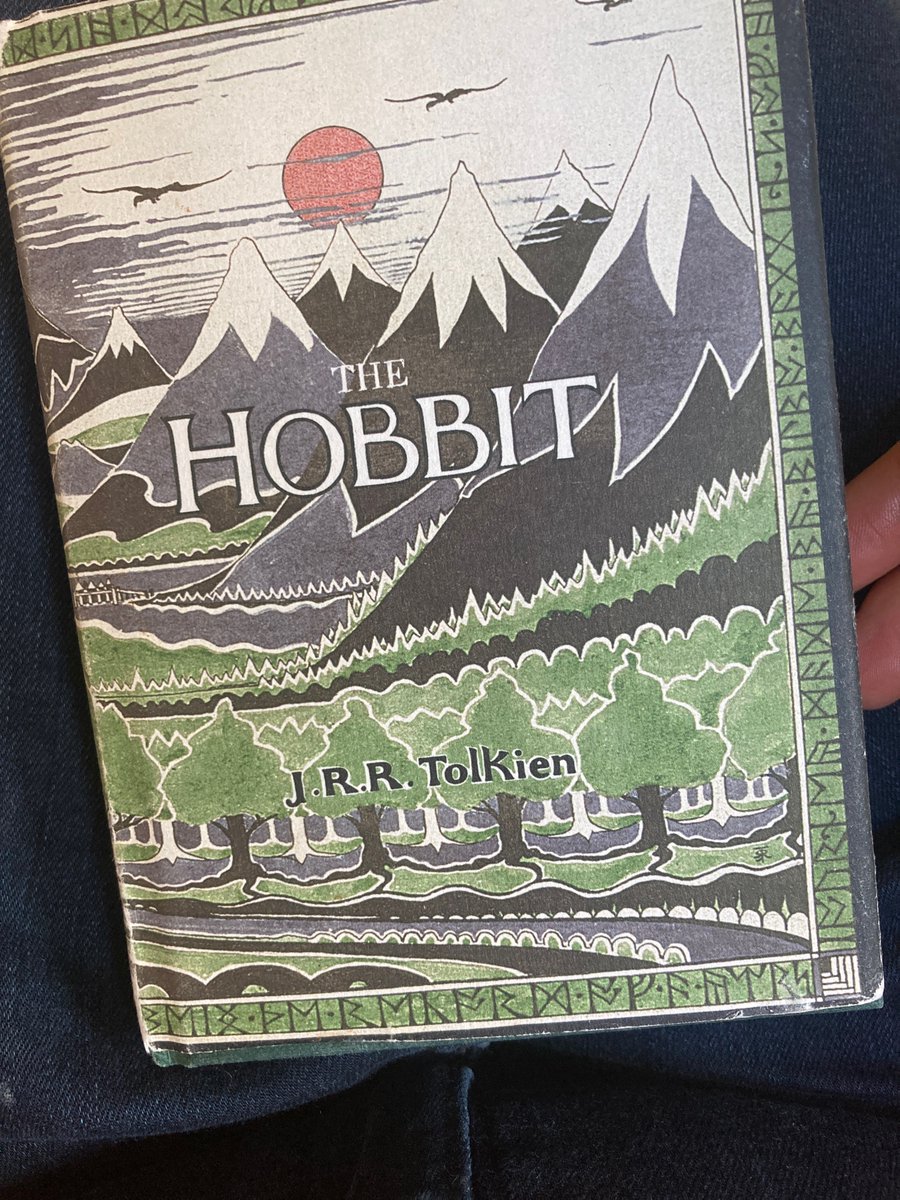 Sixtywoolietoes's tweet photo. Finally finished this book, it took me ages,not because I wasn’t enjoying it but I really struggled to read during lockdown. It’s a lovely book and I’m glad I’ve finally read it. #weread2020 #readingteacher #readingta https://t.co/JBevnZ6muO