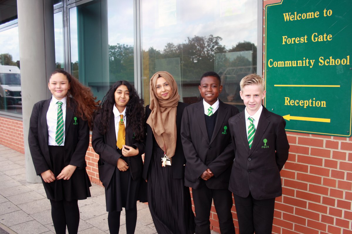 muswibhere's tweet photo. "Education is the leveler in an unequal society. If what I do opens doors and levels the playing field for my students when they leave, I know I have done a good job." 🚀
Part 2: https://t.co/vAyGpmettC
#education #Diversity #schools #muswib https://t.co/BZXRDeOQME