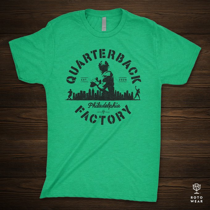 TheBirdsBlitz's tweet photo. FREE @RotoWear t-shirt GIVEAWAY!

✅ FOLLOW @TheBirdsBlitz 
🔄 RETWEET
❤️ LIKE

For a chance to win a #QuarterbackFactory shirt from https://t.co/ETbyuRNSB0! 

Winner announced 7/28, when the #Eagles are set to report to training camp. https://t.co/Mus2PKOzIg