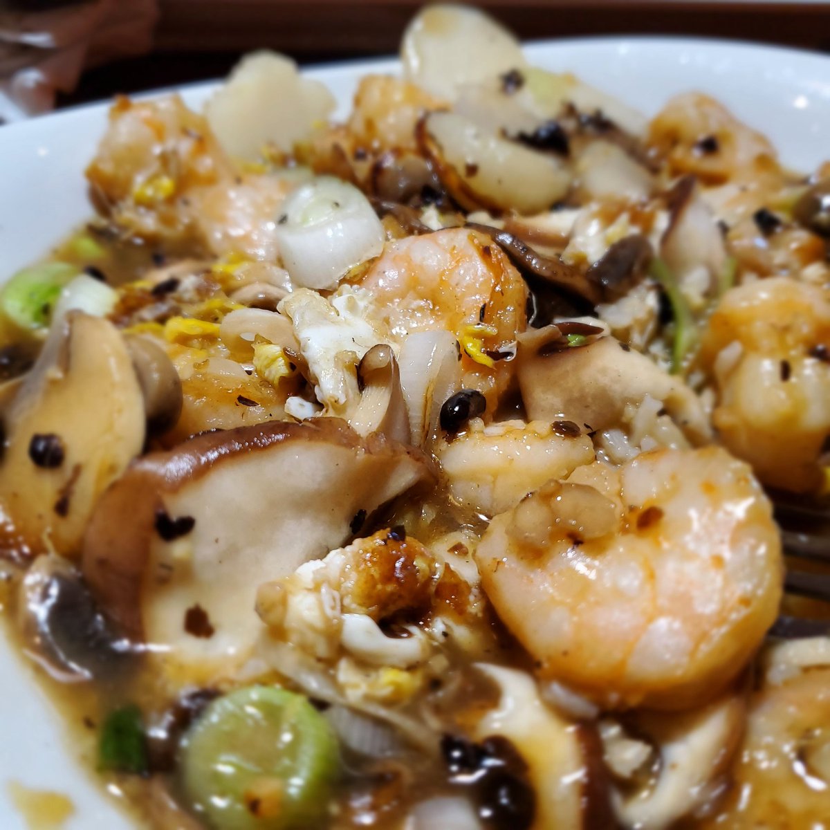 bariatricbros's tweet photo. If you are only eating 5oz, better make sure they are amazing bites!  Shrimp with lobster sauce from @PFChangs
#bariatric #bariatricsurgey #bariatriclife #bariatricbros  #vsg #wls #vsgmen #wlsmen #wlscommunity #wlsjourney #wlsfamily #foodie #wlsfoodie #asianfood https://t.co/ydRI3O2N1c