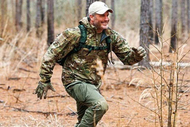 PrincessOrlean's tweet photo. Joel Lambert é um fugitivo incrível. Amo todas as aventuras. Discovery dá show. Mas nem todos estão prontos pra essa conversa. 🤭🤭
#discovery
#ofugitivo https://t.co/AF1iDzo6ut