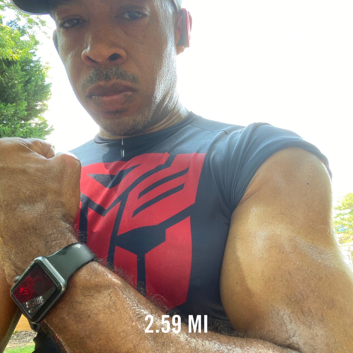 ballen_clt's tweet photo. You know you worked out when you get the two-tone arm color. Get off that stress twitter family. And for the young bucks - life isnโt over after 40. The wheels havenโt fallen off the bus yet. ๐#weekendworkoutwarrior. https://t.co/69tfAVDONX
