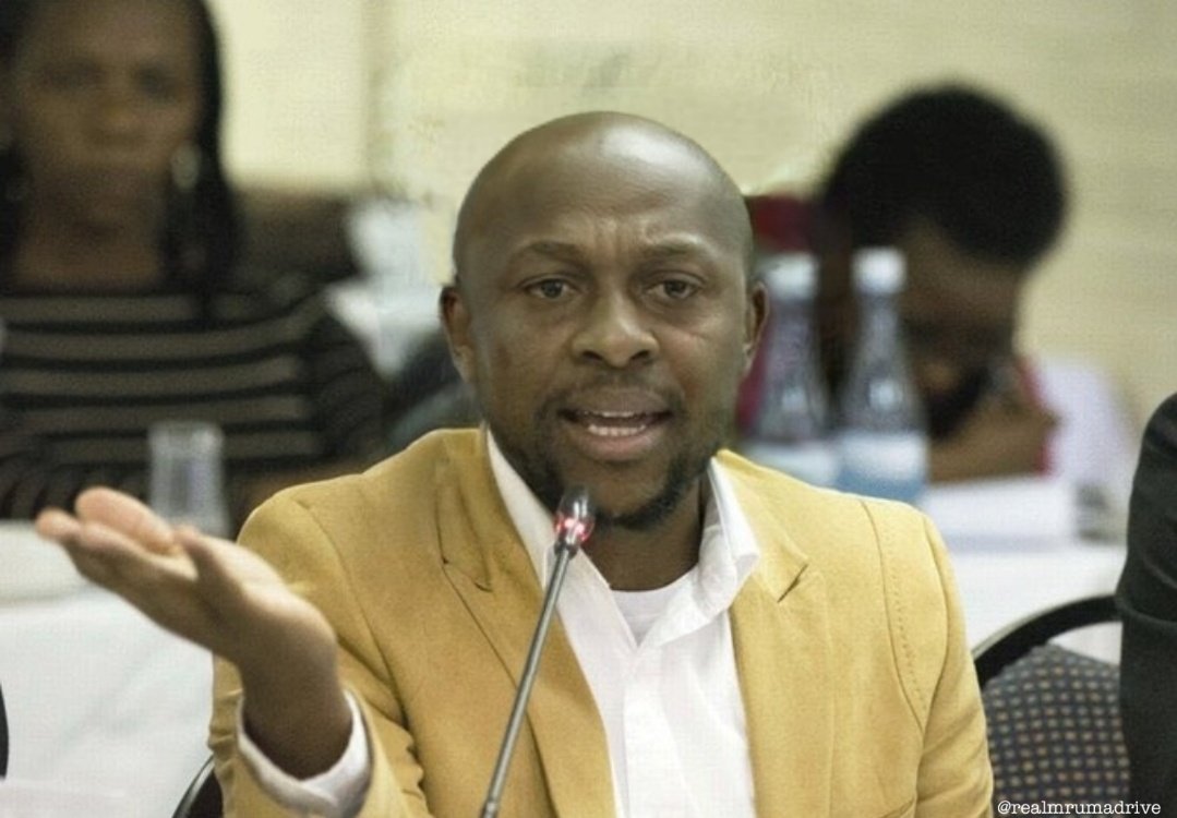 unleashed_g14's tweet photo. @MbuyiseniNdlozi Eish...I thought I was gonna be the one to drop this meme...atleast Cellular is in Quarantine #PrayForCellular https://t.co/S1CzPykmlv