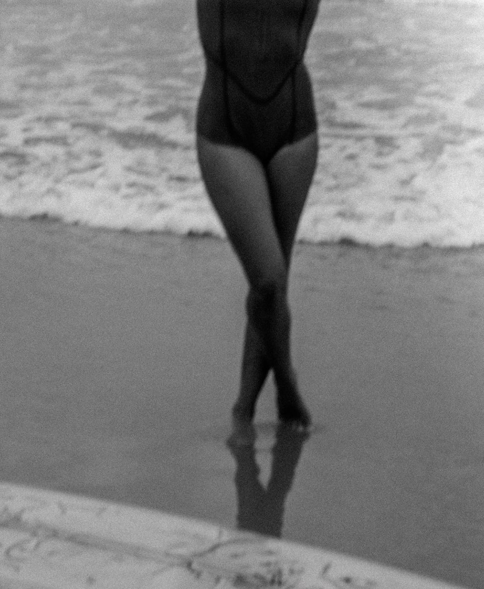 Slow dance 
with @ambre_victoire 🥀