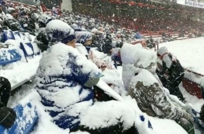 Şimdi süper lig düşünsün😂
#Erzurumspor
