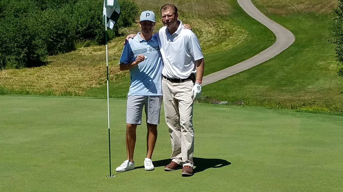 28CJohnson's tweet photo. Matty Mellin @mattymellin with Ace on 12, start the #AceTab! #employeeArrowhead AS thru 12 https://t.co/bpx7puXmkr
