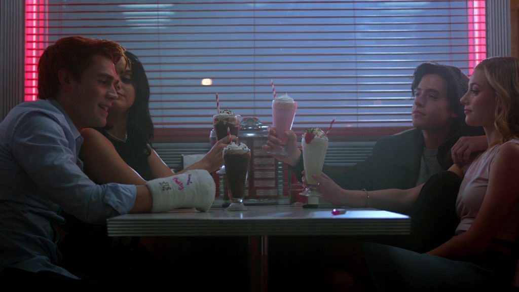 1x13 is the most prominent example of the milkshake symbolism: veronica has her signature chocolate, betty has vanilla with a strawberry on top (a little part of me always thought?), archie has chocolate (which he explains in the deleted scene is a metaphor for choosing ronnie)+