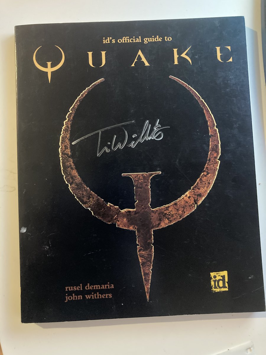 Our level designer  @PuLSaR_noise also shared a guide, an uncommon one... A cool signed guide to Quake!