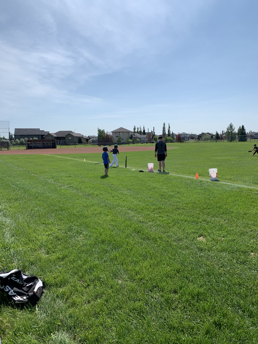 fundys_1st's tweet photo. A little windy today but still another fun day at the field! Our LAST group sessions for the summer will run next Saturday. Come learn some baseball skills in a fun environment! Follow the link to reserve your spot in our last sessions! https://t.co/gfTvlzIxv3 https://t.co/2O5JdZbpPb