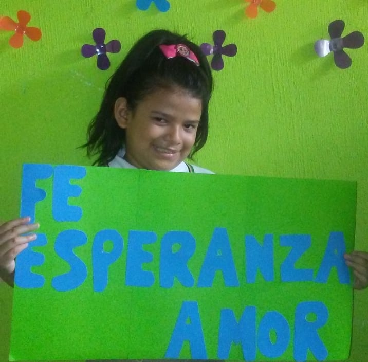 CeasColegio's tweet photo. “Porque yo sé los pensamientos que tengo acerca de vosotros, dice Jehová, pensamientos de paz, y no de mal, para daros el fin que esperáis“. Jer. 29: 11. 
#FeEsperanzaAmor ♥ 
#SabadoReto 🙌🏻
#EducaciónAdventista 🧠
- @JovenesDIA
- @AdventistasDIA
- @adventistasGUA
- @JA_Guatemala https://t.co/5dbL9g6Hbf