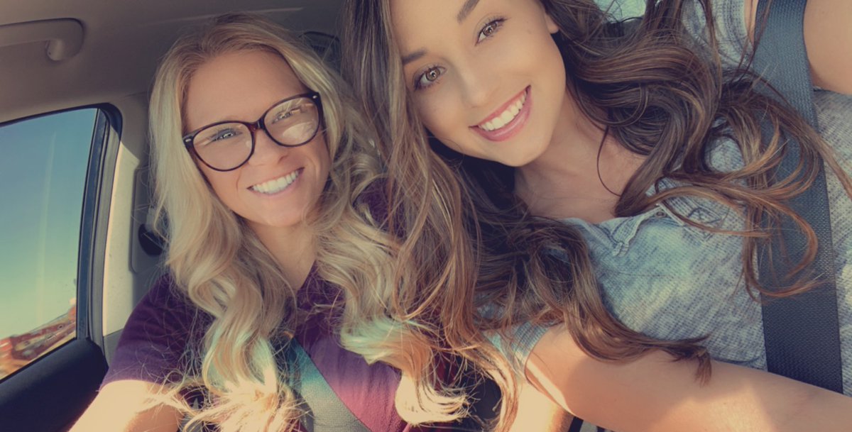 brittloucks's tweet photo. The sister I never knew I needed. ❤️ https://t.co/hGgDfB9v2w