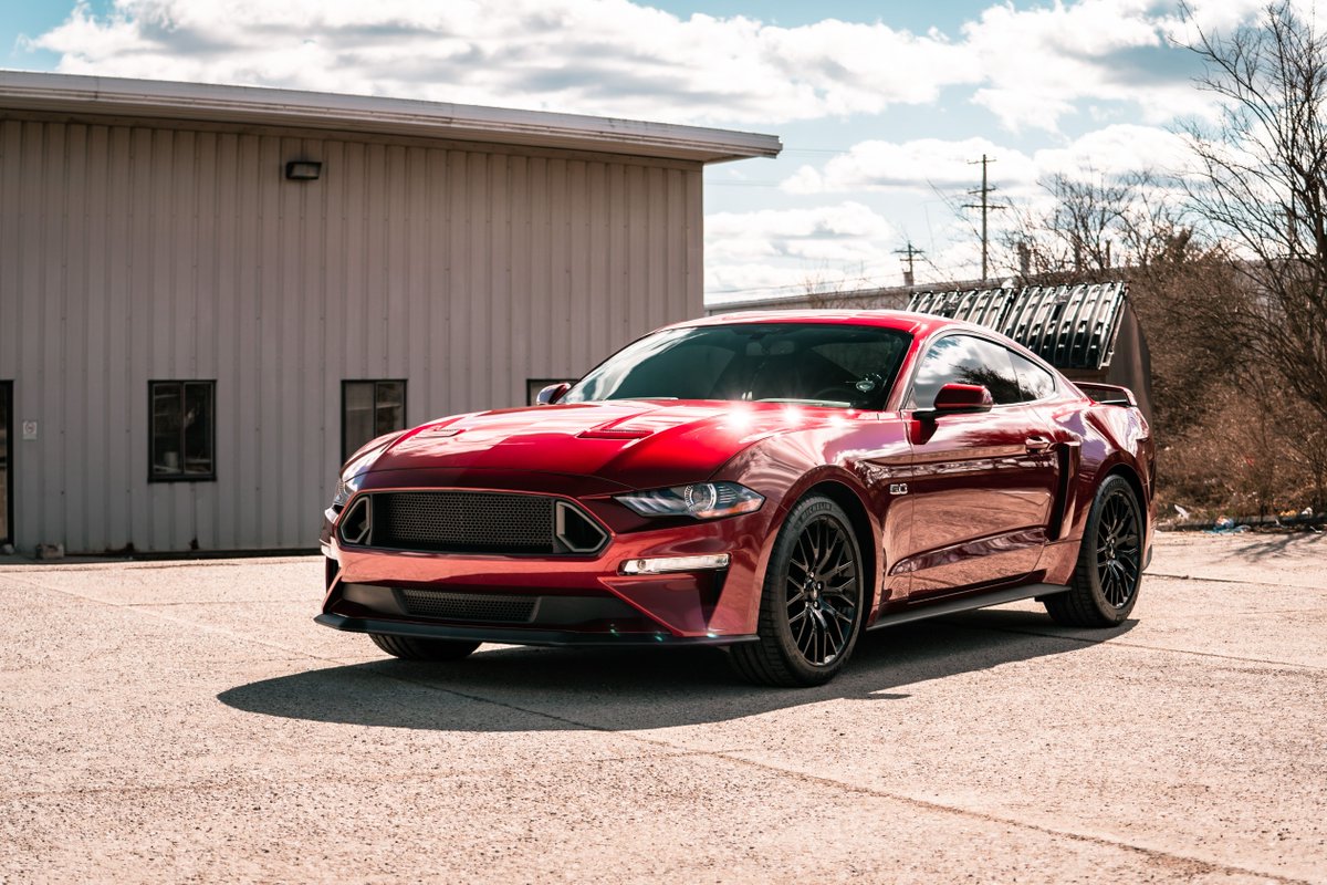 CARandDRIVER tweet picture