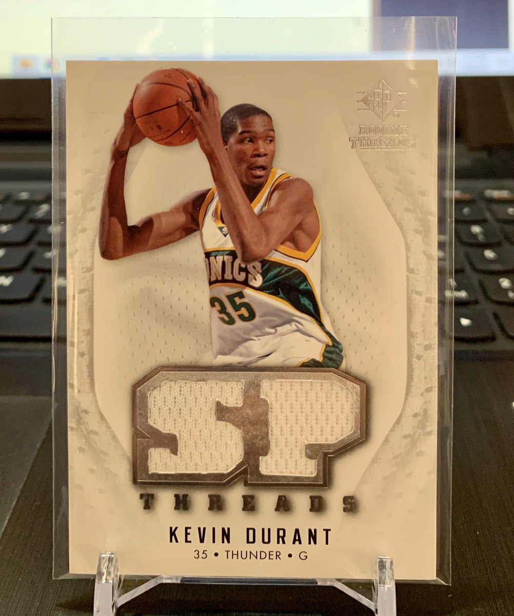 3pointGeek's tweet photo. Low priced pickups of the week! Love that KD Sonics uni! That Camo’esque Kobe design looks paint splatter design Topps 2020 cards. Collecting is about cards you like. It’s not just about the expensive stuff all the time.. 😉😉👍🤙🏽 #pickupsoftheweek #Mamba🐐 https://t.co/TfZHVIY8dL