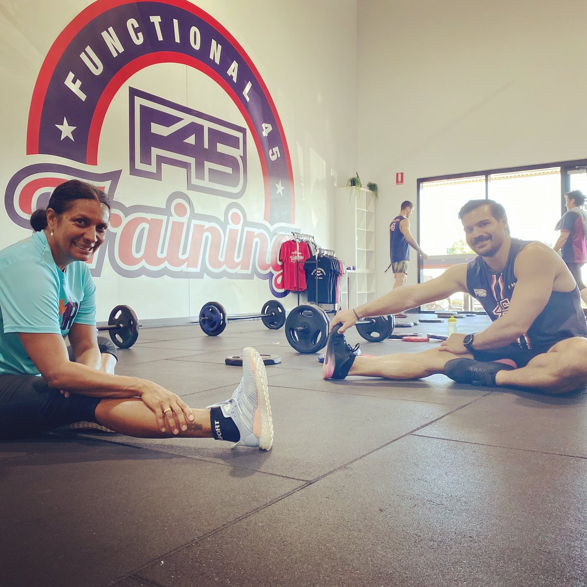 NovaPeris's tweet photo. Another good Sunday morning session 🏋🏾♀️💪🏾@f45_training with Kosta and the team in #Darwin - Sign up and get fit! #novaperis #dreamwalker #f45training #topendnt https://t.co/7jh6uu1n9l