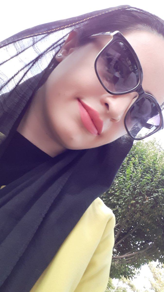MahnazSlr's tweet photo. همه روزای جوونيم تو انتظار گذشت https://t.co/pcuLoB8oCw