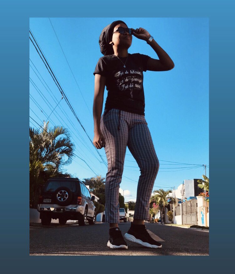 missdeenasty's tweet photo. 🎼🎼🎼 SAY MY NAME 🎤🎤🎤 #WIKENN🥃🔜 #Dreamers #music #haitiandj #haitianartist #streetphotography #lifestyle #LoveYourself #Bestdjfanmnan 🔥🔥🔥 https://t.co/iwFyZ48vuY
