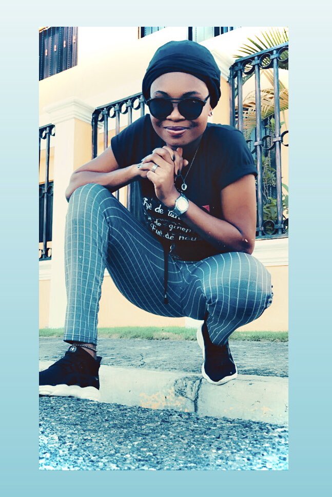 missdeenasty's tweet photo. 🎼🎼🎼 SAY MY NAME 🎤🎤🎤 #WIKENN🥃🔜 #Dreamers #music #haitiandj #haitianartist #streetphotography #lifestyle #LoveYourself #Bestdjfanmnan 🔥🔥🔥 https://t.co/iwFyZ48vuY