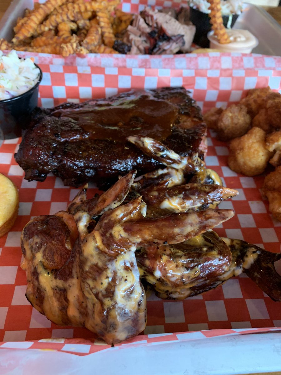 MeatMeatGo's tweet image. Just had an absolutely amazing BBQ experience at the Dam Smokehouse in Nipawin. This man knows his meat. Thanks Faron for the amazing smoked wings, ribs and brisket. @damsmokedamgood #badassmeat #sasklocal