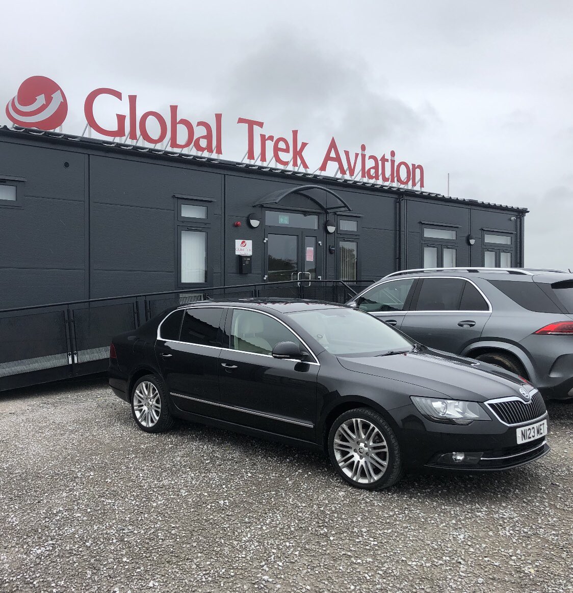 metexecutive's tweet photo. Pleasure to be collecting a client @GlobalTrekCWL this evening.
Really is a first class purpose built Executive FBO Facility looking after all corporate private jets.
Immaculately clean and extremely impressive premises.
#VIP #executivetravel #getmet #globaltrek #privatejet https://t.co/hfzVZow0Vg