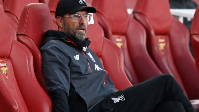 TrollFootball's tweet photo. When you are losing to Arsenal https://t.co/grMFiQuKys