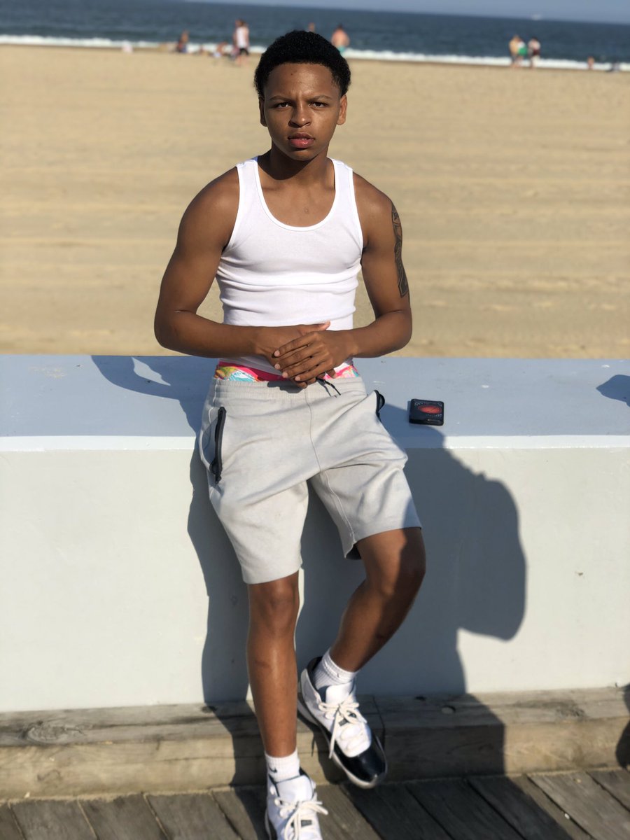 flyboytyy's tweet photo. “Da 🏅 neva Da 🥈 “ https://t.co/46Z9P0yN2E