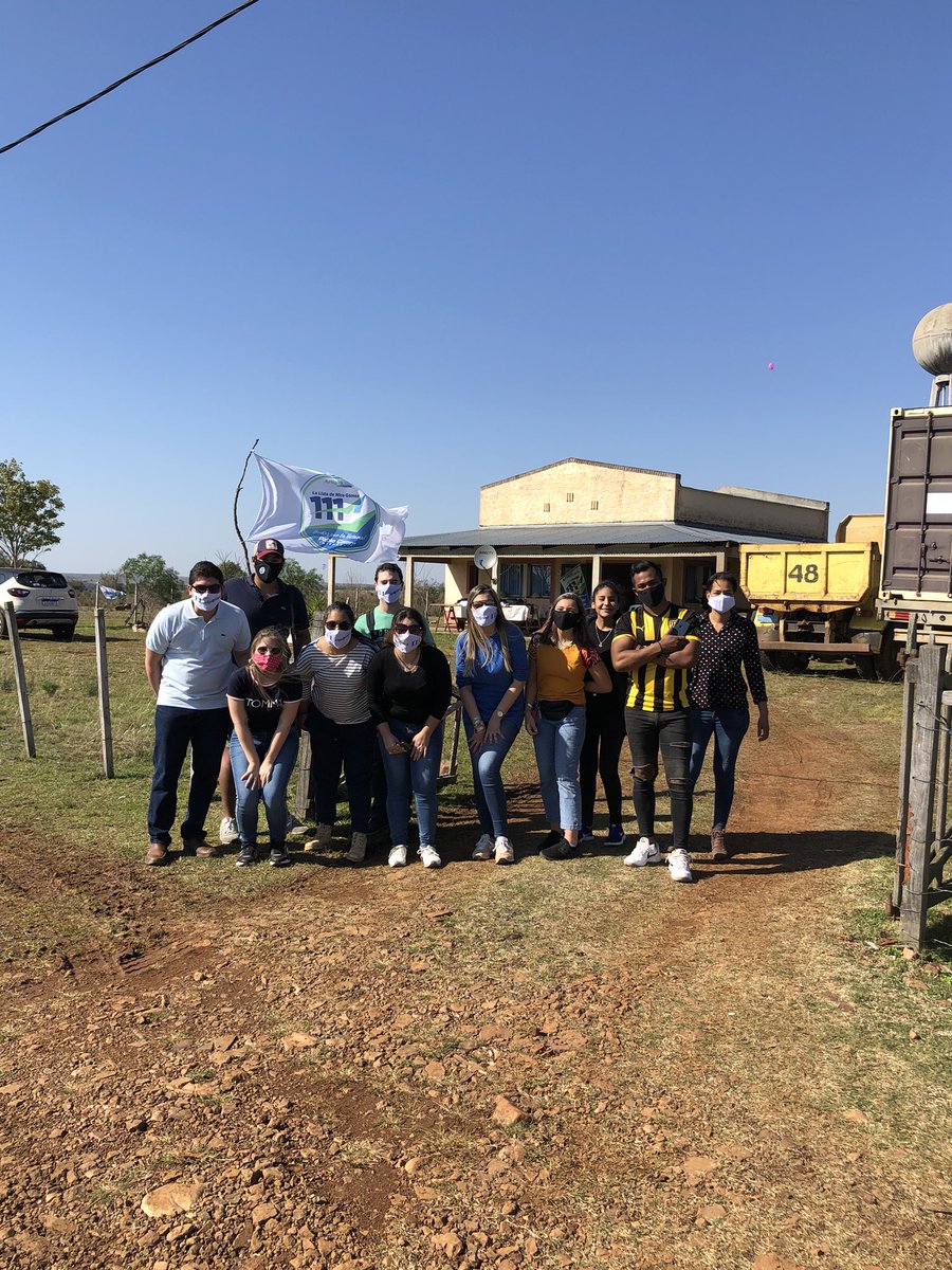 111Juventud's tweet photo. Hoy recorriendo el interior de nuestro departamento! Rincón del Pacheco. 
Fructífero intercambio de ideas con los vecinos! 
#JUVENTUD111
#ArtigasAdelante
#Lista111
#PabloIntendente https://t.co/5MUQmWSb3P