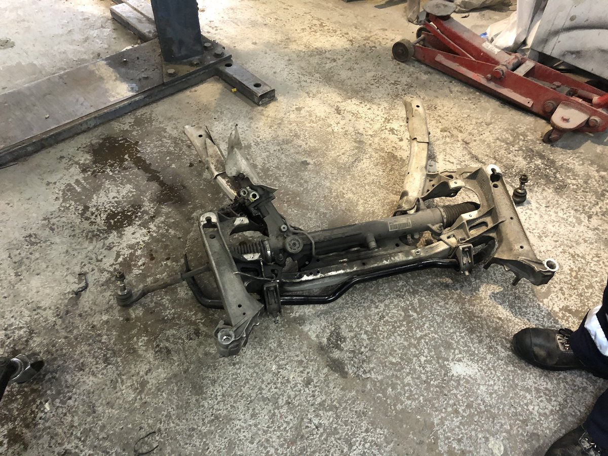 mikethepanel's tweet photo. Subframe out (again 🙄) https://t.co/4vAEf8ZNrc
