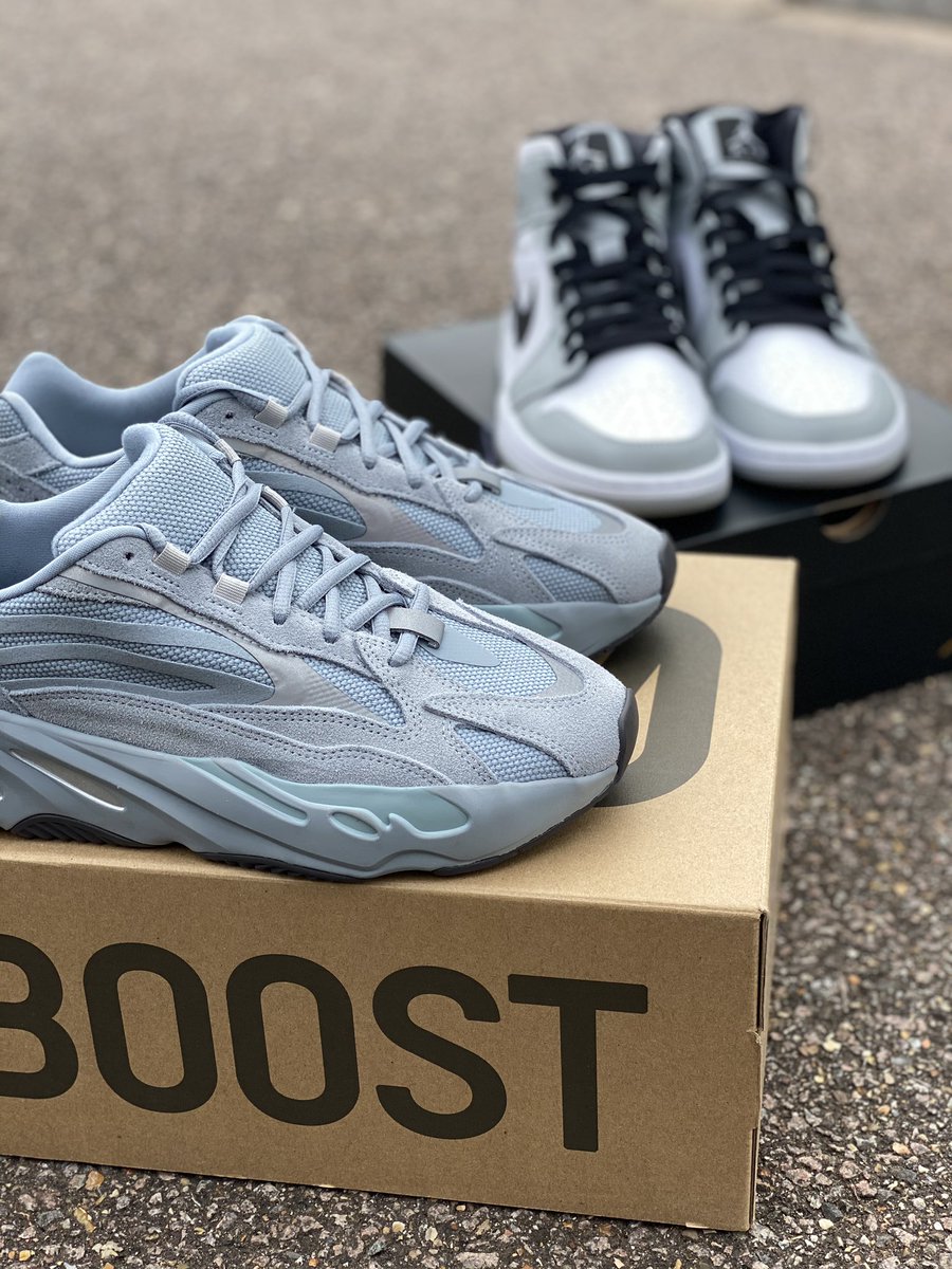 DJARVEE's tweet photo. 👟👟 https://t.co/ZcZQo9IlBL
