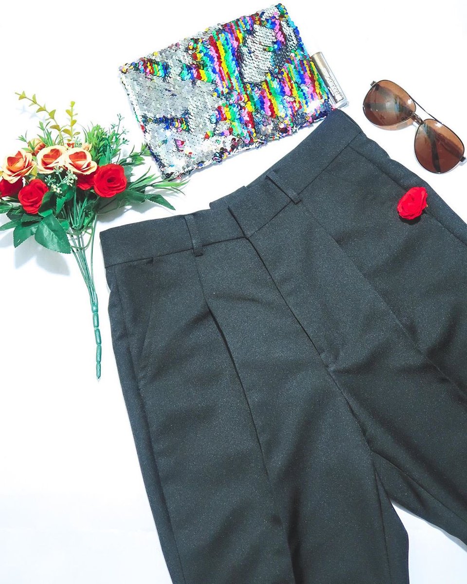 zerotwoph's tweet photo. A must-have classic high-waisted trouser customized to your size. If you're from Cebu, please check out our IG page @theclassiceraclothing. #supportlocalbusiness #smallbusiness #cebubusiness https://t.co/wiEUDLCbmq