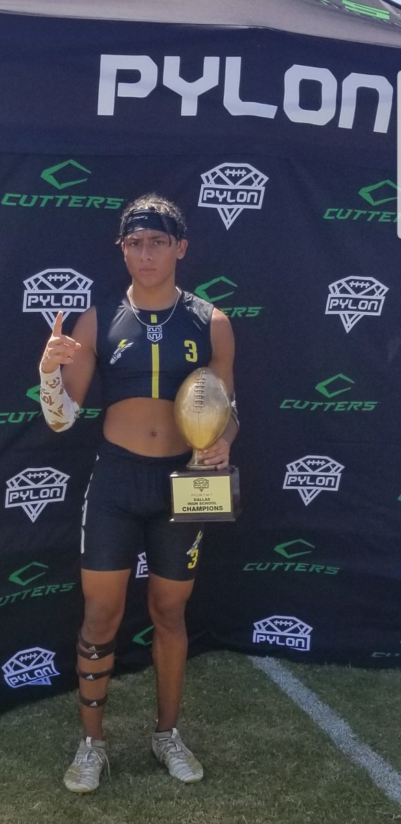 Aiden23IR's tweet photo. Bringing another trophy back to SA!!! @Pylon7on7 @NickHarris247 https://t.co/MI6Nc8FKZN