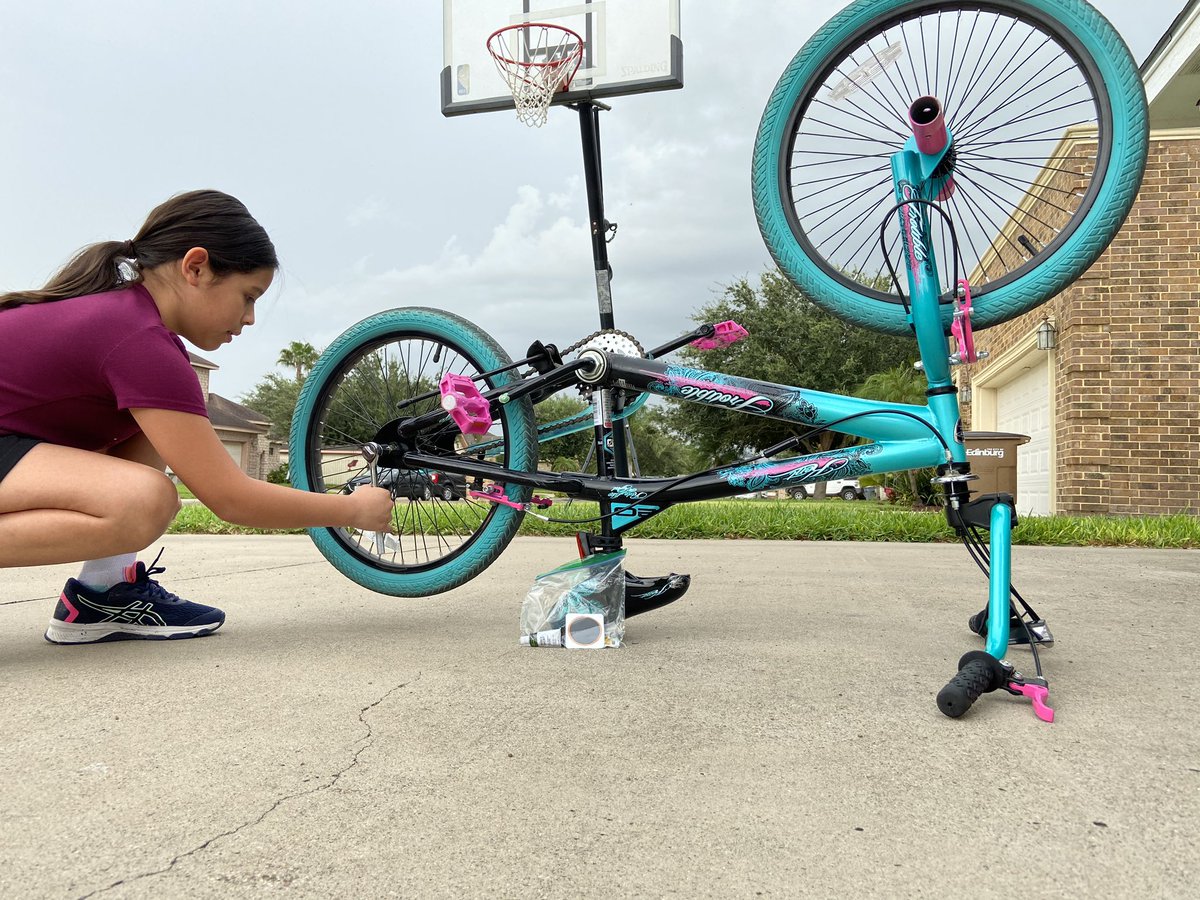 rgvdads's tweet photo. Now that we’ve learned to ride the bicycle, we’re learning to repair a flat tire!!
@KentBicycles #pedaltogether #bicycle #bike #slime #repair #flat #tire #tools #teach #father #fatherhood #dad #dadlife #edinburg #texas #rgvdads #shotoniphone https://t.co/7k95IxT9HU