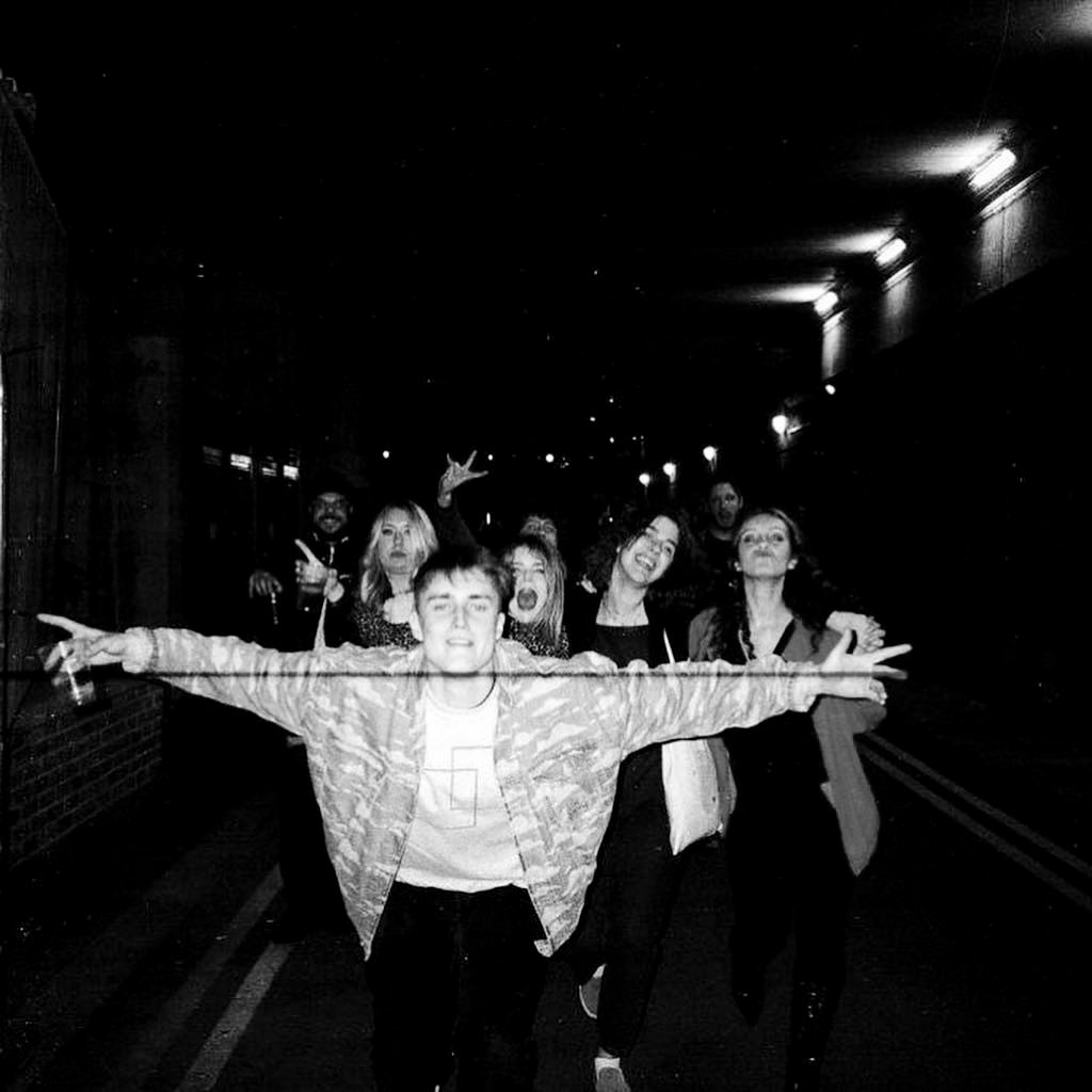 𝐿𝒾𝒷𝓇𝒶 - 𝐹𝓇𝒾𝒹𝒶𝓎 𝐹𝒾𝑔𝒽𝓉𝒾𝓃𝑔You love being around others & always manage to create a thoughtful conversation with your gentle nature & fair minded mentality. A song like Friday Fighting suits you perfect as it’s a thoughtful subject brought to a social situation.