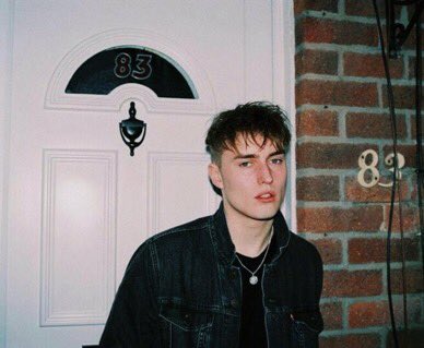 𝒜𝓆𝓊𝒶𝓇𝒾𝓊𝓈- 𝒜𝓁𝓁 𝐼𝓈 𝒪𝓃 𝑀𝓎 𝒮𝒾𝒹𝑒 You’re extremely deep thinking which leaves you slightly shy. You long a lot for the person you care for most and have trouble expressing it out loud which is why a song such as All Is On My Side says those words for you.