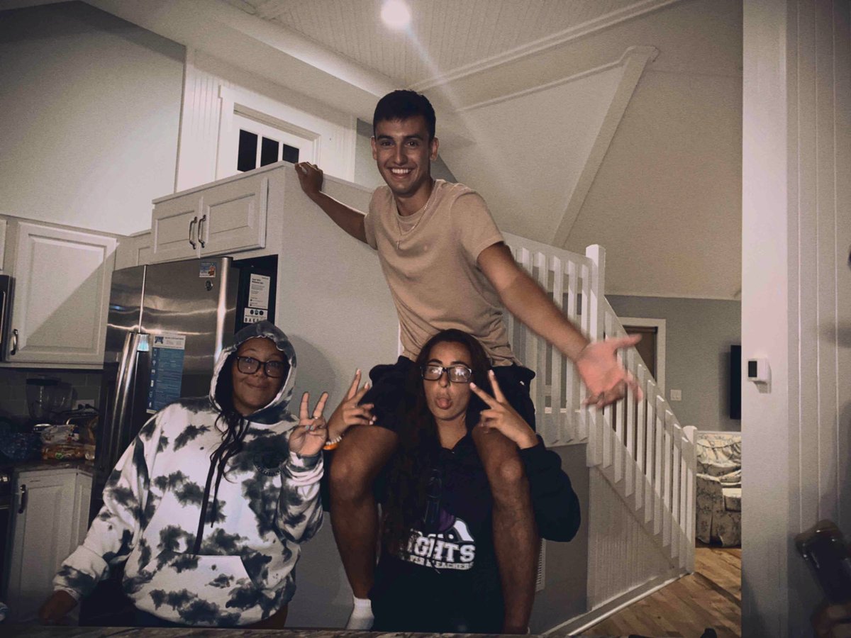 jaybeatssss tweet picture
